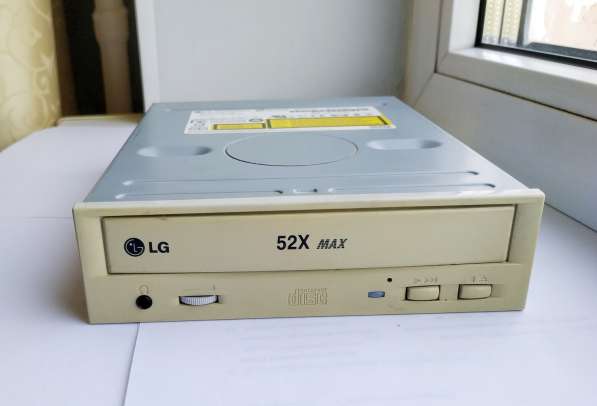 CD-рекордер LG GCE-8520B, IDE