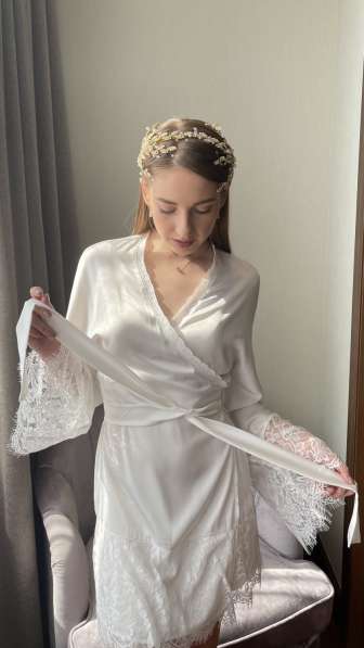 Шёлковые халаты для невест в фото 5