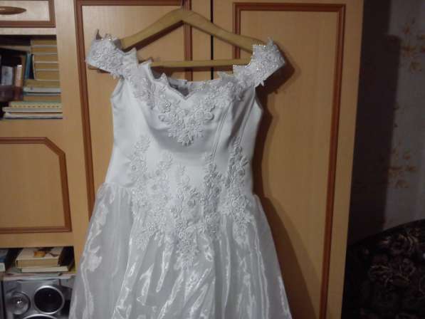 Свадебное платье в Чапаевске фото 4