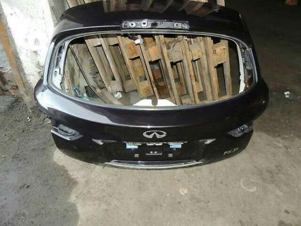 Крышка багажника Infiniti FX37