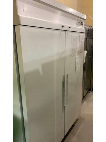 Холодильный шкаф Polair 1400 л
