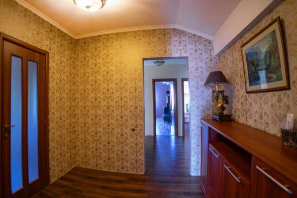 Жилой дом 320 м2 с ремонтом, техникой и мебелью на 6 сот ИЖС в Краснодаре фото 9
