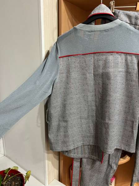 Брючный женский костюм в Благовещенске