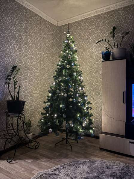 Елочка искусственная