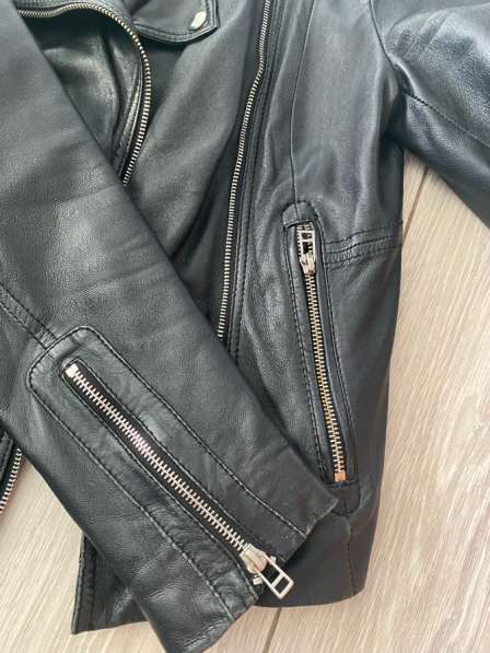 Продаю куртку кожаную, размер 42-44 б/у. 1500 р в Самаре