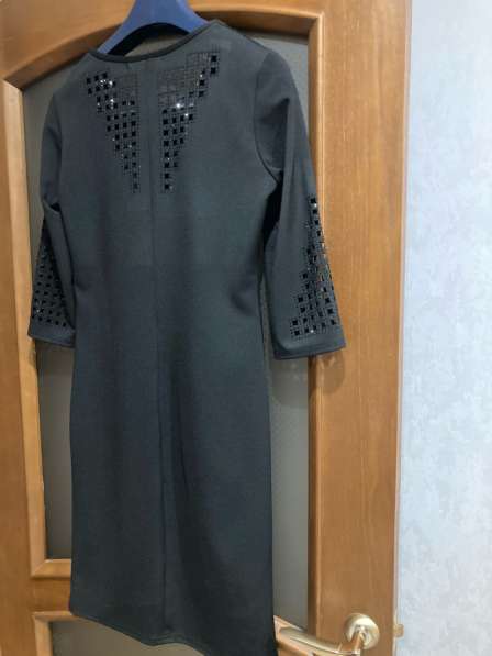 Продам платье в Пскове