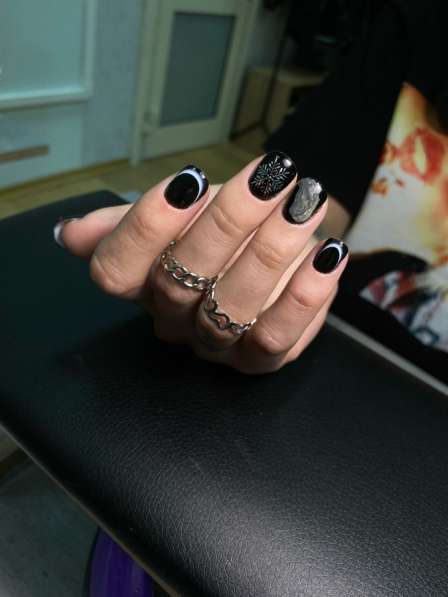 Наращивание ногтей