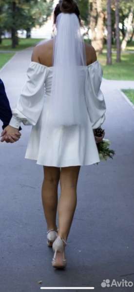 Свадебное платье 44 р в Новосибирске фото 33