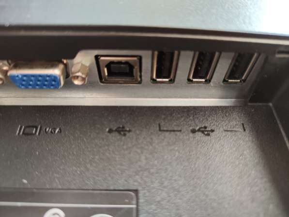 Монитор Dell P2314Hc разъёмы DP, DVI, VGA, USB в Иркутске фото 7