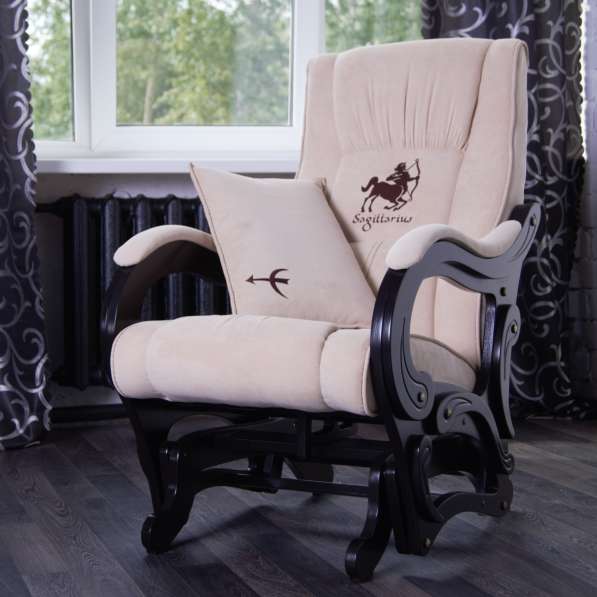 Эксклюзивные кресла с логотипом от производителя в Иванове фото 9