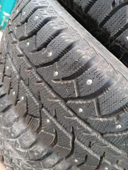Шипованные шины Bridgestone