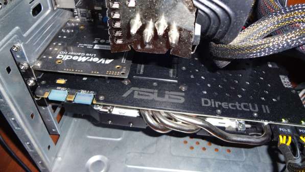 ASUS GeForce GTX 770 DirectCU II 4GB
