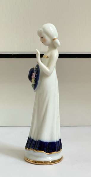 «Адель в белом платье с синими оборками и шляпкой» в Рязани фото 3