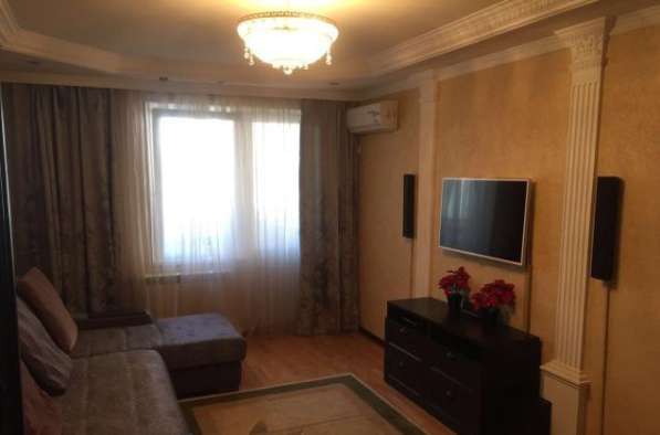 Продам двухкомнатную квартиру в Краснодар.Жилая площадь 70 кв.м.Этаж 6.