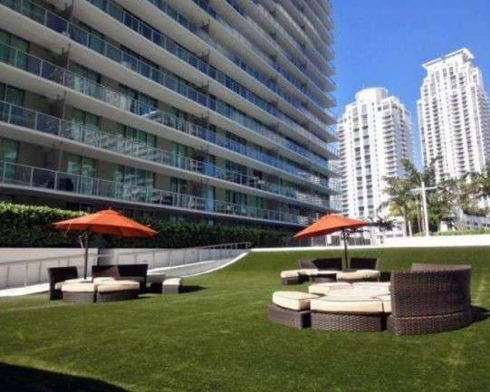 Продается изумительная квартира с видом на пляж в Майами в фото 3