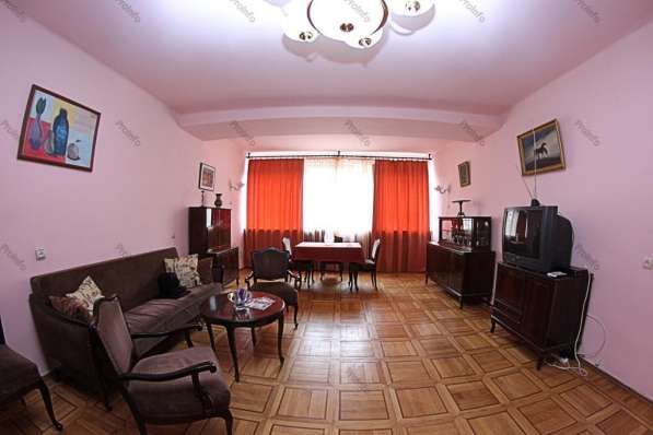 В арвнду здается 3-х комнатная квартира в центре Еревана в фото 12