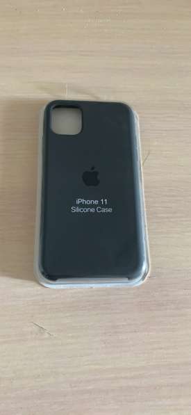 Чехол на iPhone 11