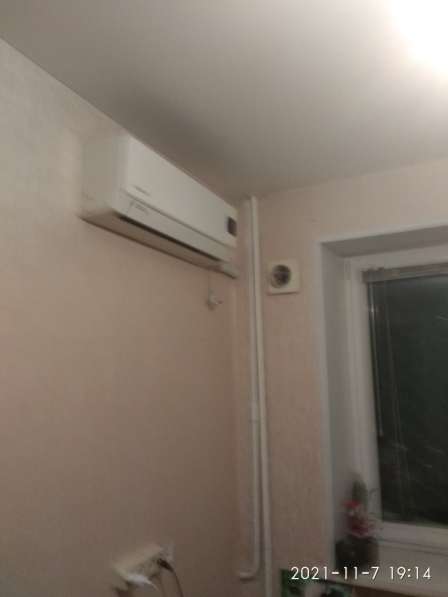 Продаю комнату под ключ на этаже душ туалет кухня в Волгограде