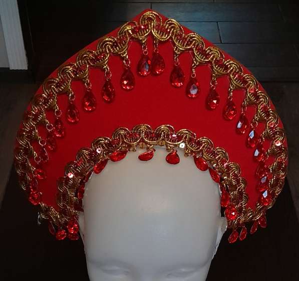 Продаётся кокошник в фото 3