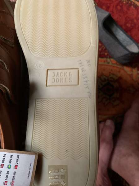 Обувь в Москве