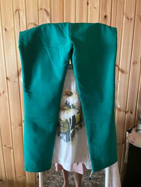 Брюки зеленый цвет в Саратове