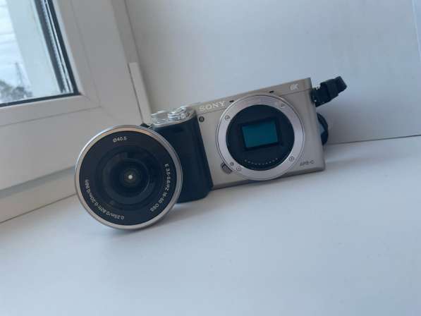 Фотоаппарат Sony Alpha ILCE-6000L