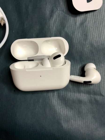 AirPods Pro в Москве
