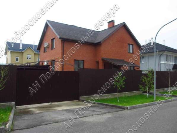 Продам коттедж в Москва.Жилая площадь 183 кв.м.Есть Канализация, Электричество. в Москве фото 39