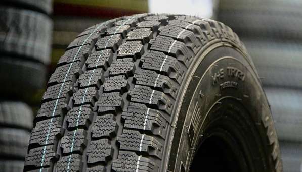 Triangle TR737 185/75 R16C 104Q