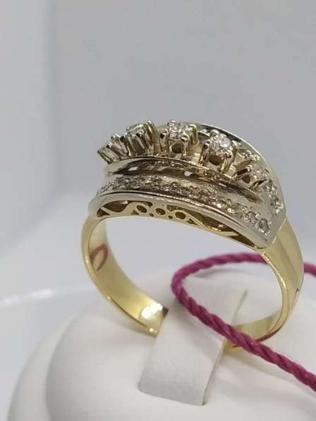Золотое кольцо с бриллиантами 750 пробы в Саках фото 6