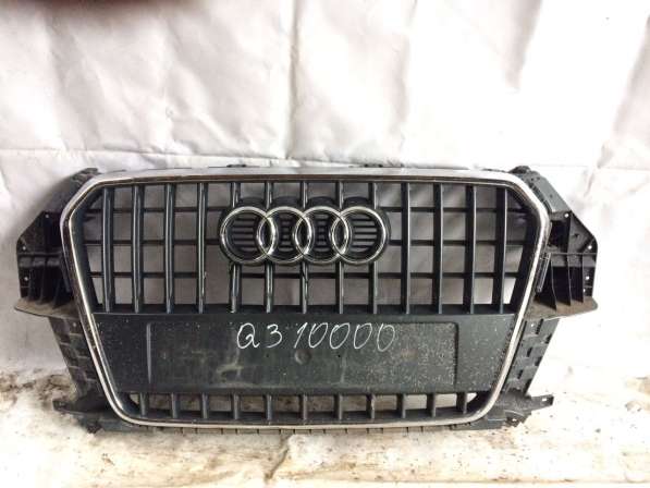 Решетка радиатора Audi Q3 1 8U