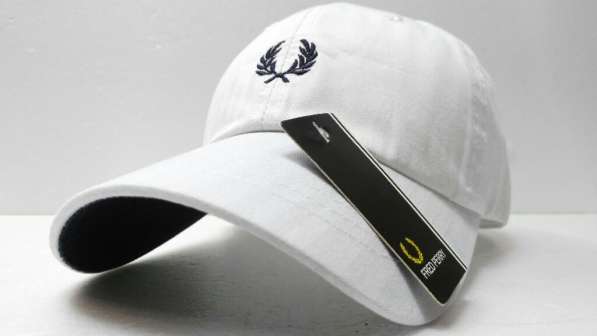 Fred Perry white бейсболка