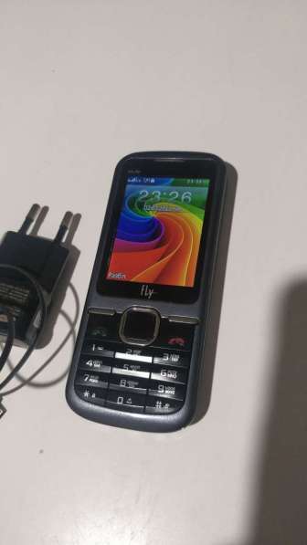 Мобильный телефон Fly DS123 (черно-серый)