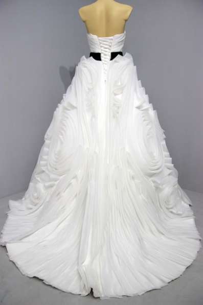 Продам стильное свадебное платье в Москве фото 4