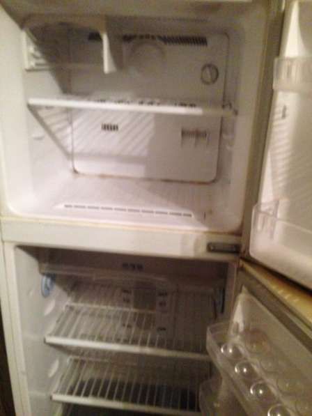 Продам холодильник б/у в хорошем состоянии в 