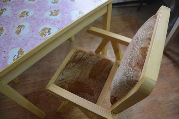 Детский столик и стульчик в Новосибирске