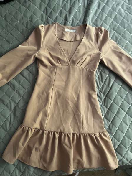 Платье женское