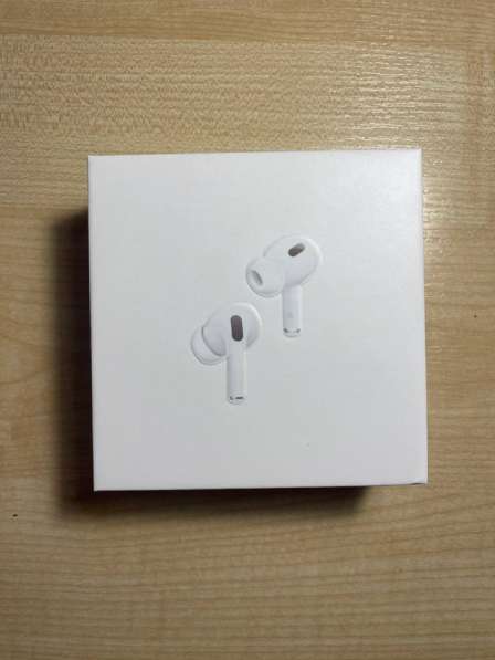 AirPods Pro + силиконовый чехол в подарок