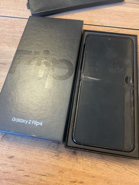 Samsung Z Flip 4 8/256 в Щербинке фото 4