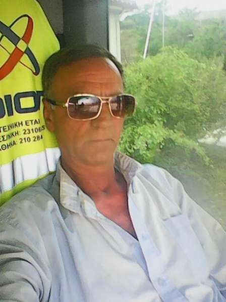 Christoforos, 60 лет, хочет познакомиться в фото 3