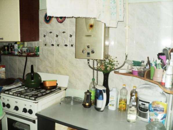 Продаю двух комнатную комнату в центре Будённовский