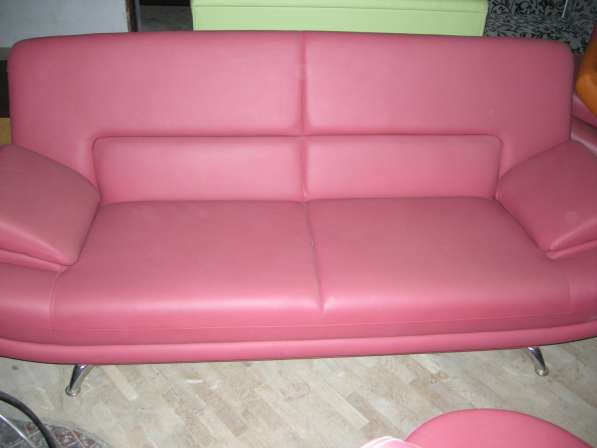 Комплект диван+кресло+пуф в Таганроге фото 3