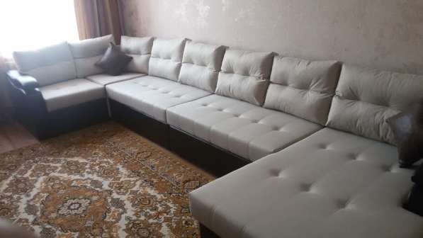 Продаю новый, большой, угловой диван в Омске фото 9