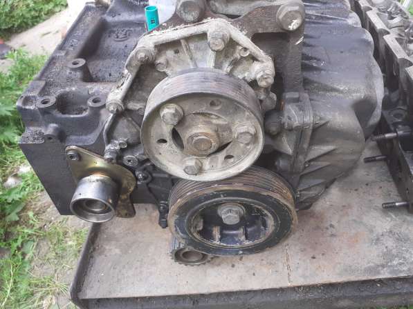 Двигатель F8Q в разбор. Есть всё! в Новосибирске фото 12