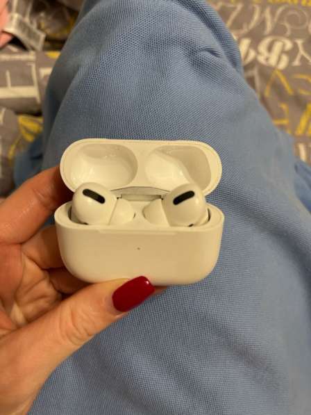 Беспроводные наушники Apple AirPod pro в Москве