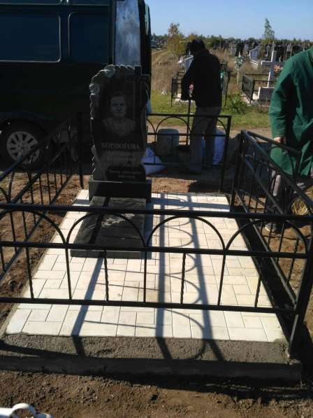 Памятники в фото 8