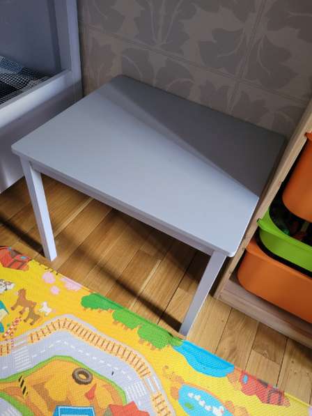 Детский стол и стульчики