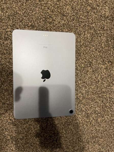 Apple iPad Air Wi-Fi 64гб, голубого цвета в Москве