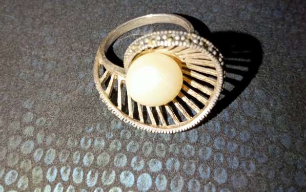 Серебряные серьги и кольцо с натуральным жемчугом в Ступино