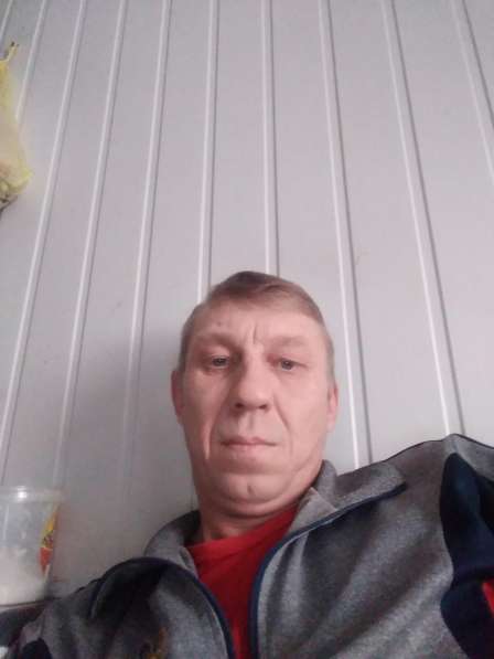 Сергей, 43 года, хочет пообщаться в Морозовске